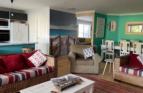 Culburra Beach House | Barefeet Family house 200m from beach