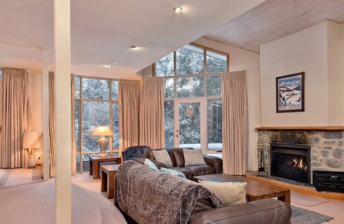 Thredbo Ski Chalet | Baroness - Woodridge