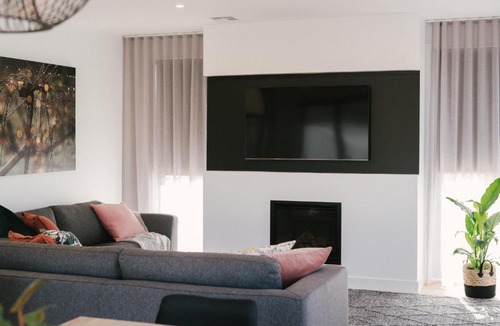Rutherglen Villa | Basq Stays