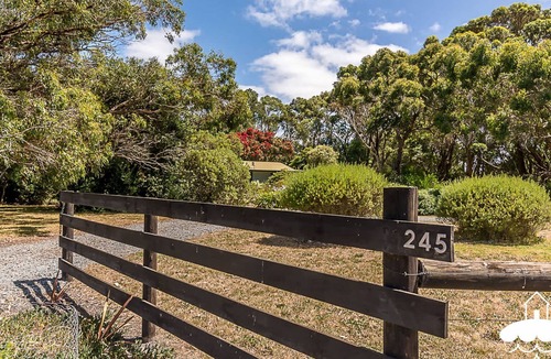 Yanakie House | Bass Strait Breeze Stay 3 Pay 2 Winter Special