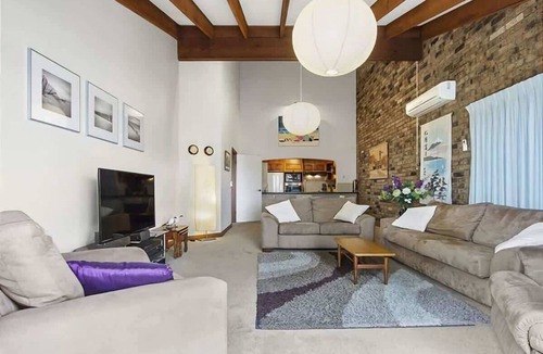 Batehaven Apartment | Batehaven Coastal Escape | Pool & Bay Views