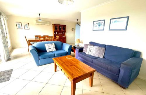 Brownlow Ki House | Bay-Ann Cottage