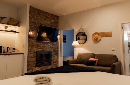 St Helens Apartment | Bay of Fires Holiday Suites ~ Suite 8
