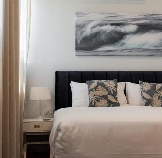 St Helens Hotel | Bay of Fires Holiday Suites - Town Centre