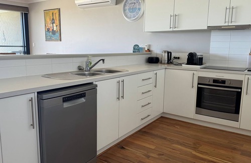 Jurien Bay Villa | Bay of Plenty, Unit 10 Seafront Estate