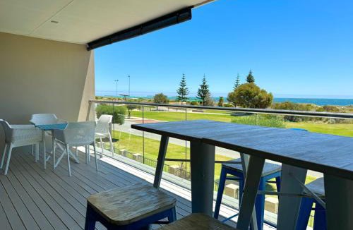 Jurien Bay House | Bay of Plenty, Unit 10 Seafront Estate