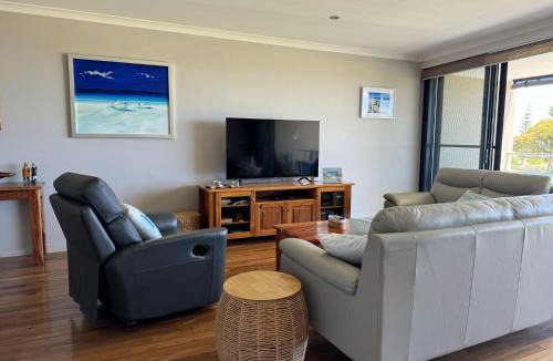 Jurien Bay House | Bay of Plenty, Unit 10 Seafront Estate