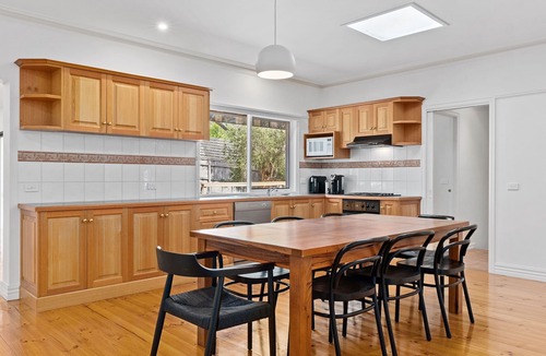Sorrento House | Bay Perfection in a central location