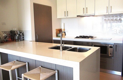 Mornington Apartment | Bay View 2 bedroom Apartment Mornington Main Street