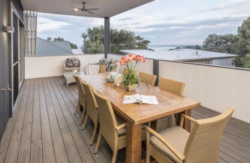 Dunsborough House | Bay View Retreat