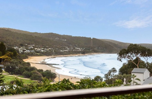 Lorne House | Bay Vista - Prime Location