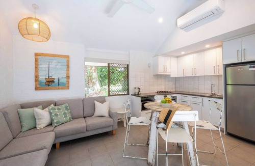 Byron Bay House | Bayshore Bungalow 5 - Oceanstays