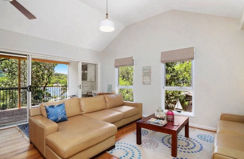 Pretty Beach Central Coast House | Bayside Bliss | Water Views & WIFI