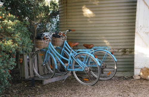 Marion Bay House | Bayside Glamping;s Tent - Romantic Coastal Retreat in Marion Bay