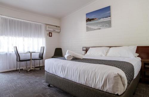 Esperance Hotel | Bayview Motel