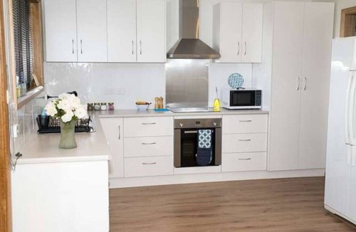 St Helens House | Baywatch - Perfect base to explore the East Coast