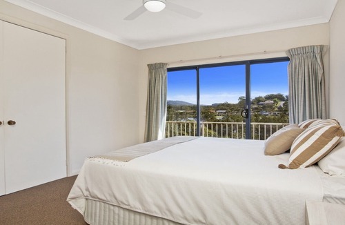 Wamberal House | Beach Break | Accom Holidays