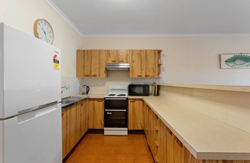 Shoal Bay House | Beach break garden units!