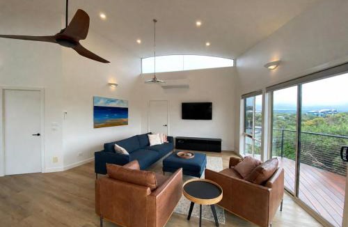 Sandy Point Apartment | Beach Escape Penthouse 1 bedroom apartment