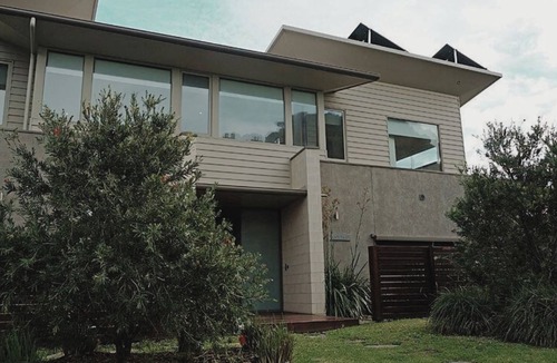 Point Lonsdale House | Beach Haven in OLD Lonnie