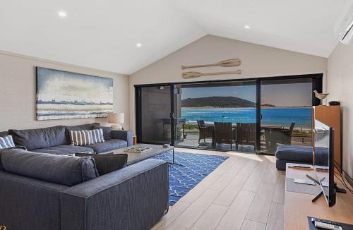Fingal Bay House | Beach House 72A Marine Dr Fingal Bay