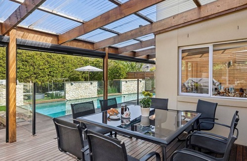 Torquay House | Beach Living Bliss – Pet-friendly stay with a pool, steps from the sand