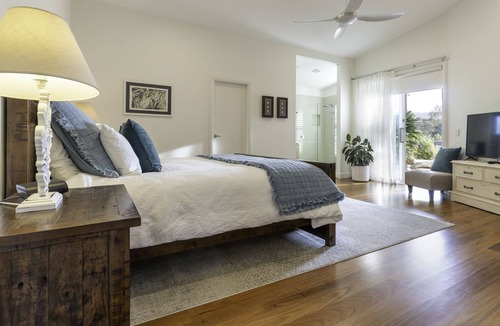 Boomerang Beach House | Beach to Bush is located just a 3 minute walk to Boomerang Beach.