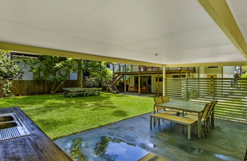 Pearl Beach House | Beach Vista by HolidayCo.