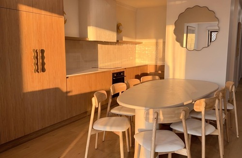 Henley Beach Apartment | Beachfront 3BR | New Renovation, Sauna, Pool Table