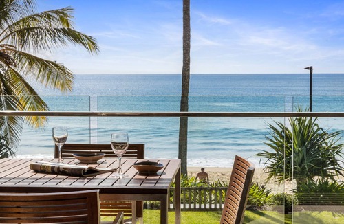 Noosa Heads Apartment | Beachfront Escape