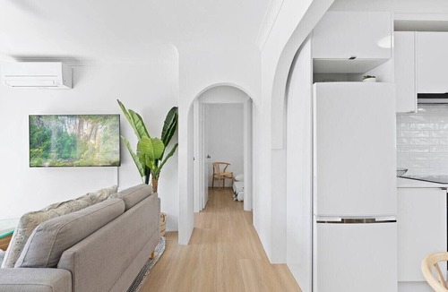Broadbeach Apartment | Beachfront Escape Broadbeach