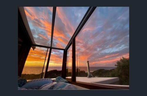 Peppermint Grove Beach House | Beachfront Penthouse by Peppy Beach Retreats®