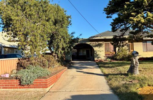 Beachlands Apartment | Beachlands Home - Beachlands Break 1 Bedroom & Beachlands Escape 3 Bedroom
