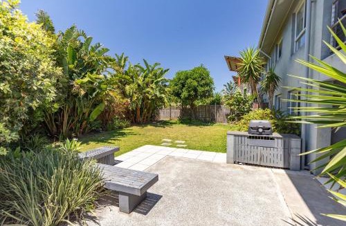 Diamond Beach Apartment | Beachside 7