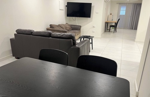 Ripon Apartment | Beachside & Jetty View 3 (Pirate Cave no view)