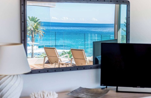 Bronte Apartment | Beachside Penthouse in Bronte