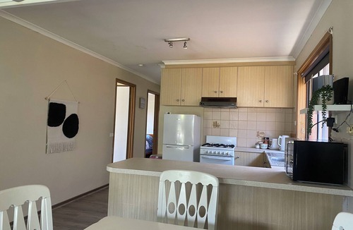 Rosebud House | Beachside Retreat - Rosebud