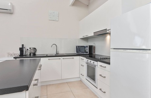 Apollo Bay Villa | Beachside Villa