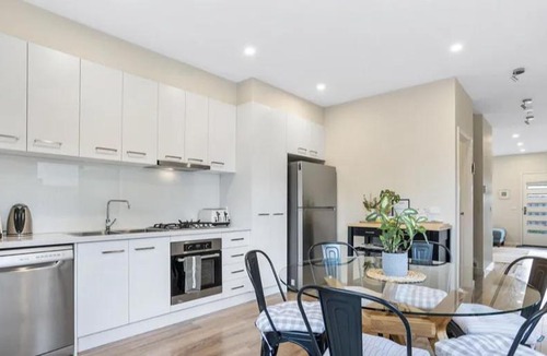 Rosebud Apartment | BeachTownhouse779