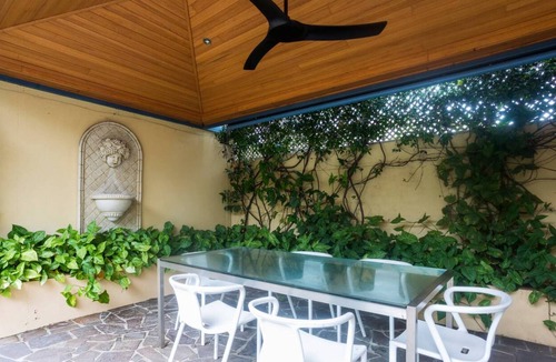 Subiaco House | Beautiful 3BR Home with Patio + BBQ in Subiaco