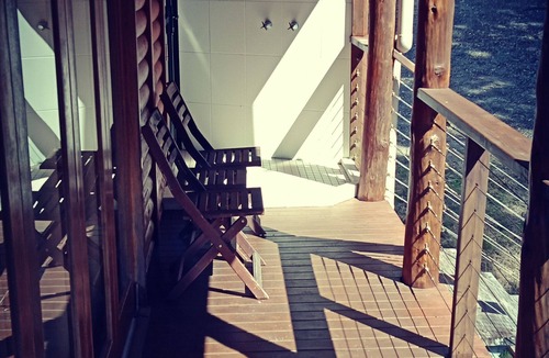 Tarbuck Bay House | BEAUTIFUL BALI VIEW, PACIFIC PALMS - Peaceful, Private and Pet Friendly!