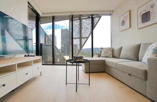Adelaide Central Business District Apartment | Beautiful & Comfortable 2BR Apt in Rundle Mall