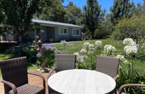 Bowral Apartment | Beautiful garden cottage in Bowral