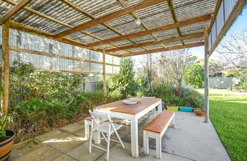Goolwa Beach House | Beautiful Renovated Palm Cottage in fabulous Goolwa Beach