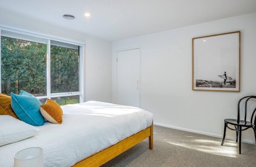 Blairgowrie House | Beautiful spacious light filled pet friendly house