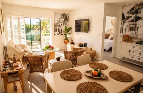 Salamander Bay Apartment | Beautifully Restyled 2 Bedroom Apartment - Oaks Pacific Blue - Sea Salt Escape