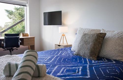 Highton Apartment | Bee at Scenic I 2 BR Apartment near Geelong CBD