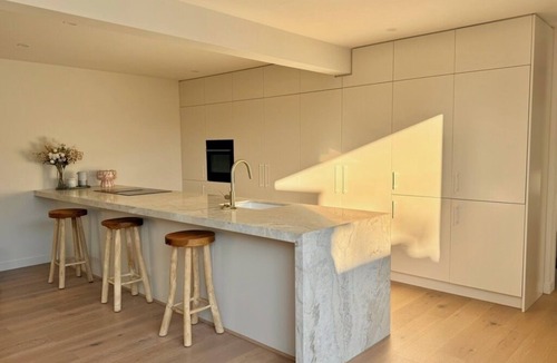 Blairgowrie House | Beige Beach House Blairgowrie