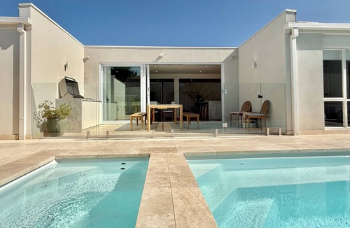 Blairgowrie House | Beige Beach House Blairgowrie