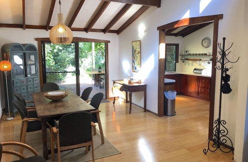 Redgate House | Bella Retreat - Peace & seclusion in redgum forest